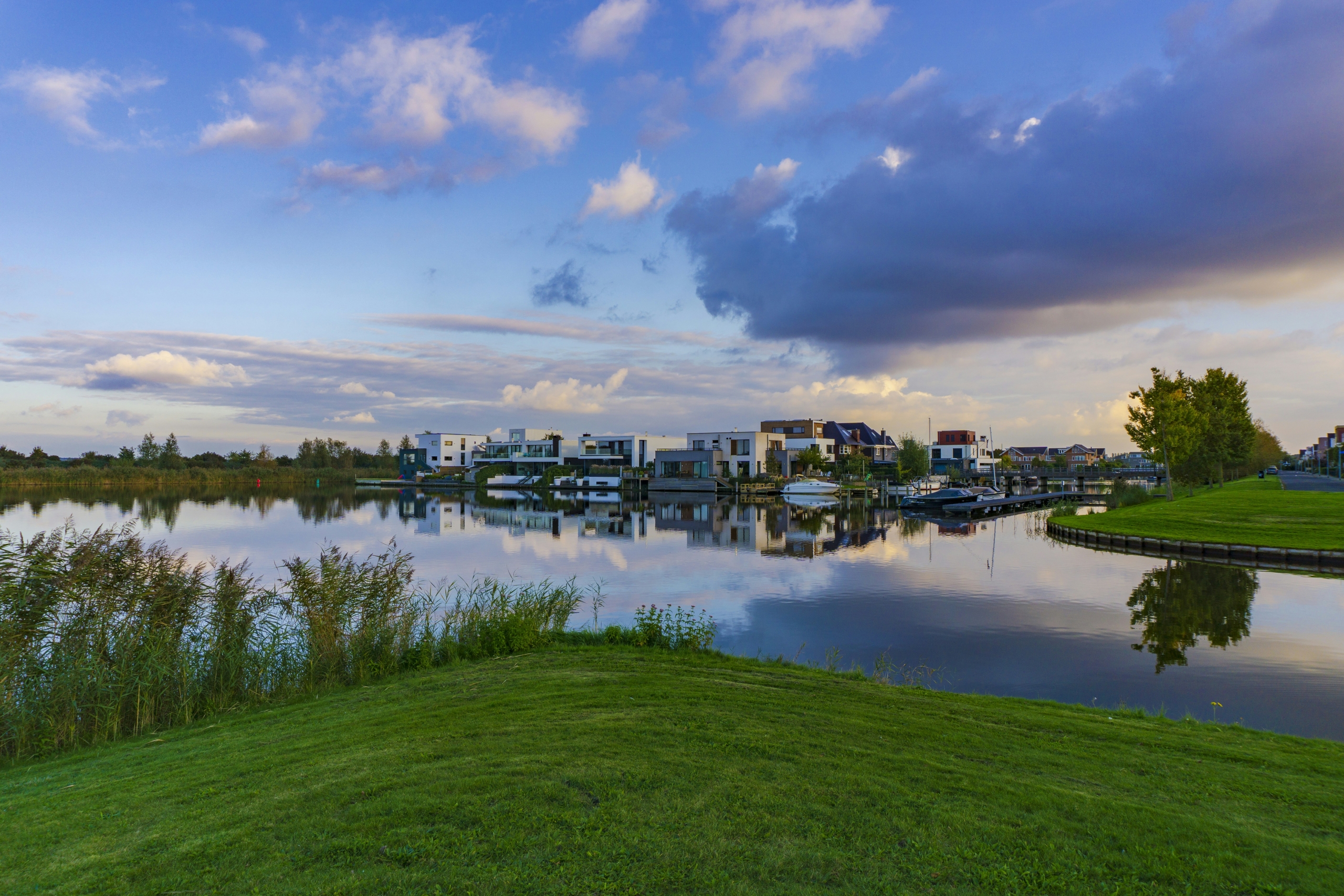 Almere villa's